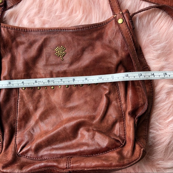 Lucky Brand Leather Crossbody Bag - Picture 3 of 8